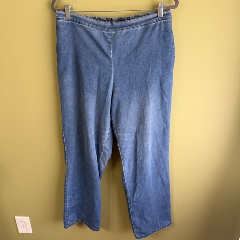Alfred Dunner Womens Size 12 Blue Denim Pull On Elastic Waist Straight Leg Pants